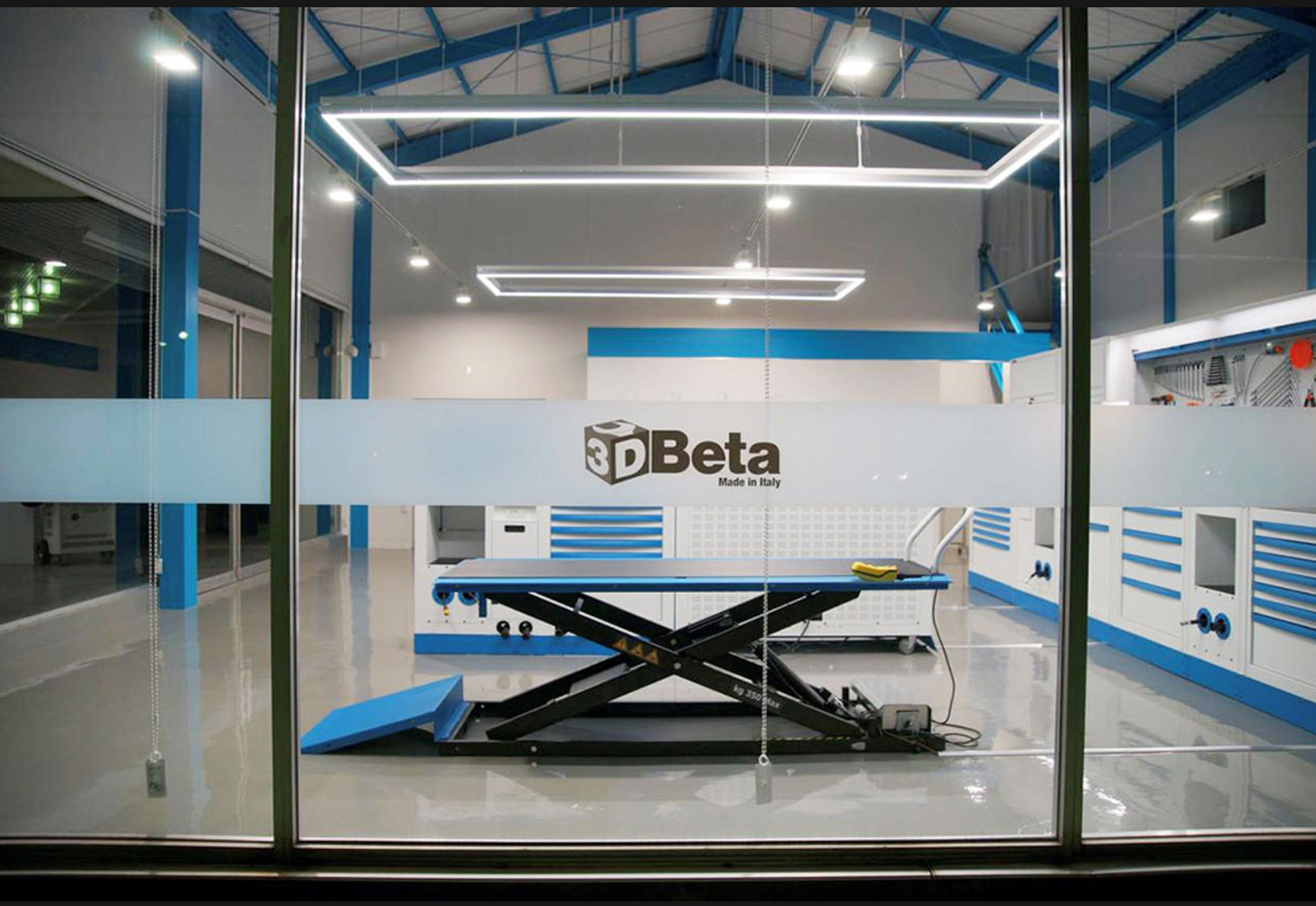 株式会社TPFS　店舗・内装工事